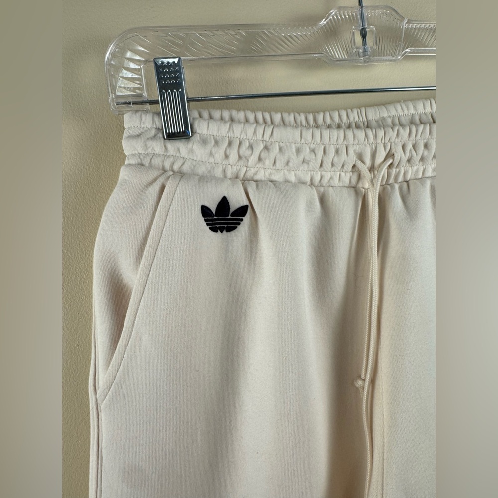 adidas Originals Men's Adicolor Neuclassics Sweat Pants - Picture 3 of 7